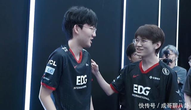 下调票价 下调票价