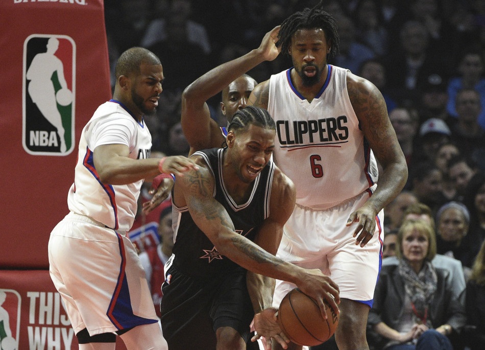 中场持球空 中场持球空