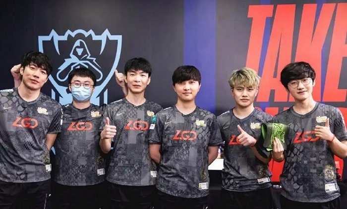 对于曼联此 对于曼联此